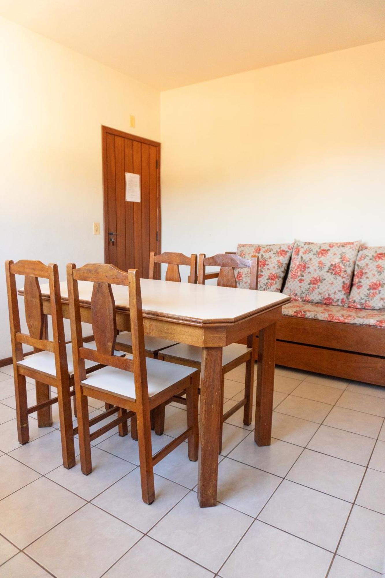 Residencial Kremer Apartment *